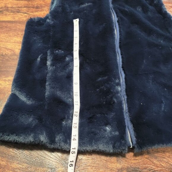 J. Crew Cozy Navy Blue Soft Plush Faux Fur Zip Up Vest Women's Size Medium - Picture 9 of 10
